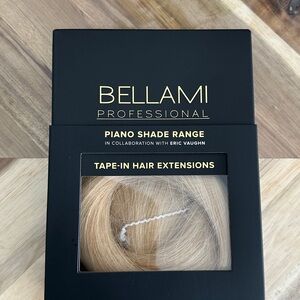BELLAMI Piano Shade Blonde Tape-In Extensions